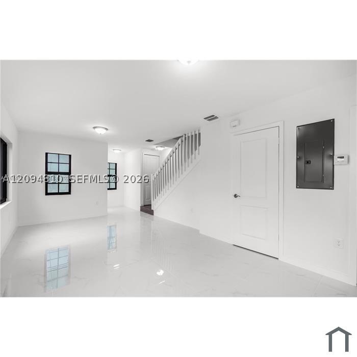 1231-1233 Nw 9 Avenue Property Photo 14