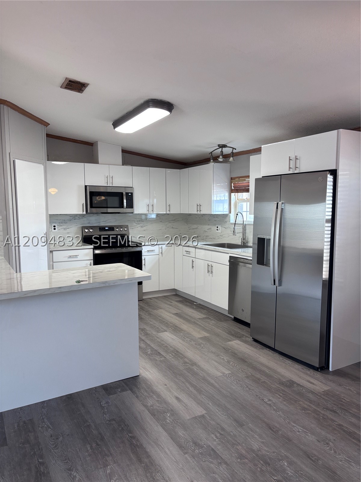 A12094832 Property Photo 2