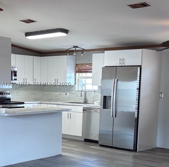 A12094832 Property Photo 5