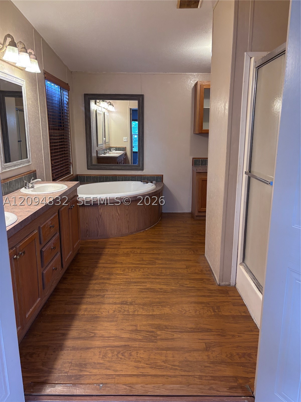 A12094832 Property Photo 9
