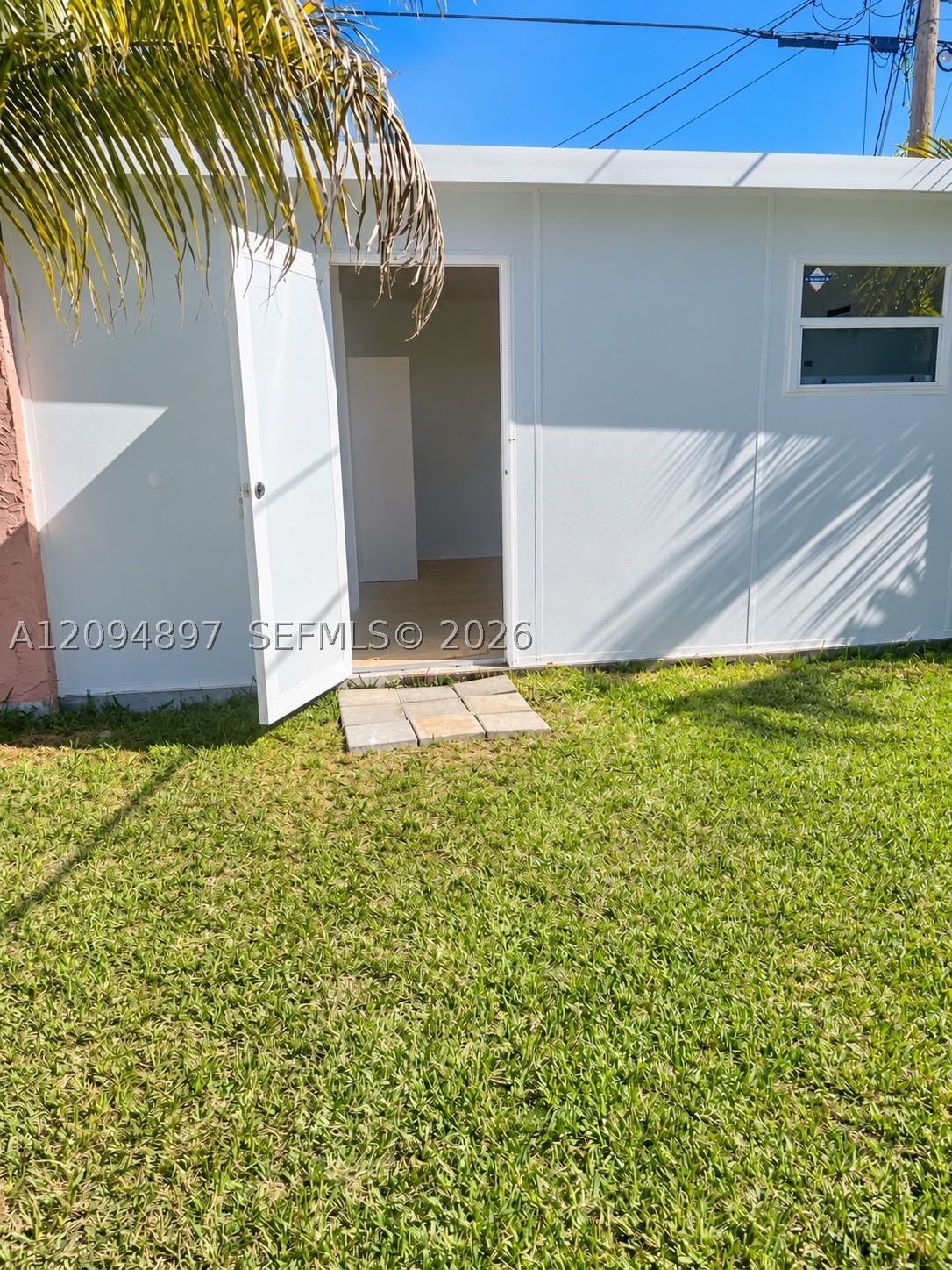797 Nw 9th St Property Photo 26
