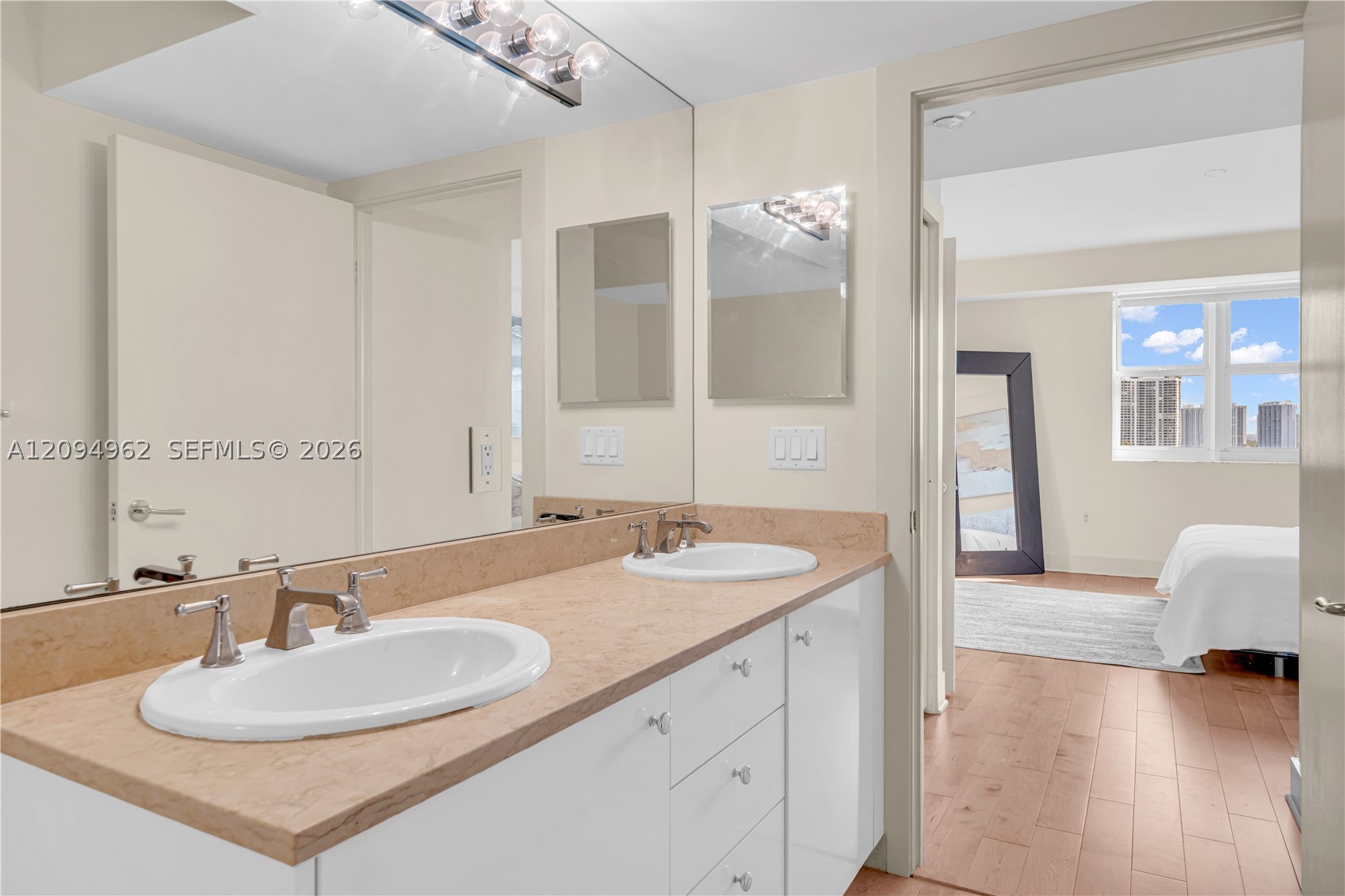 19900 E Country Club Dr 1209 Property Photo 12