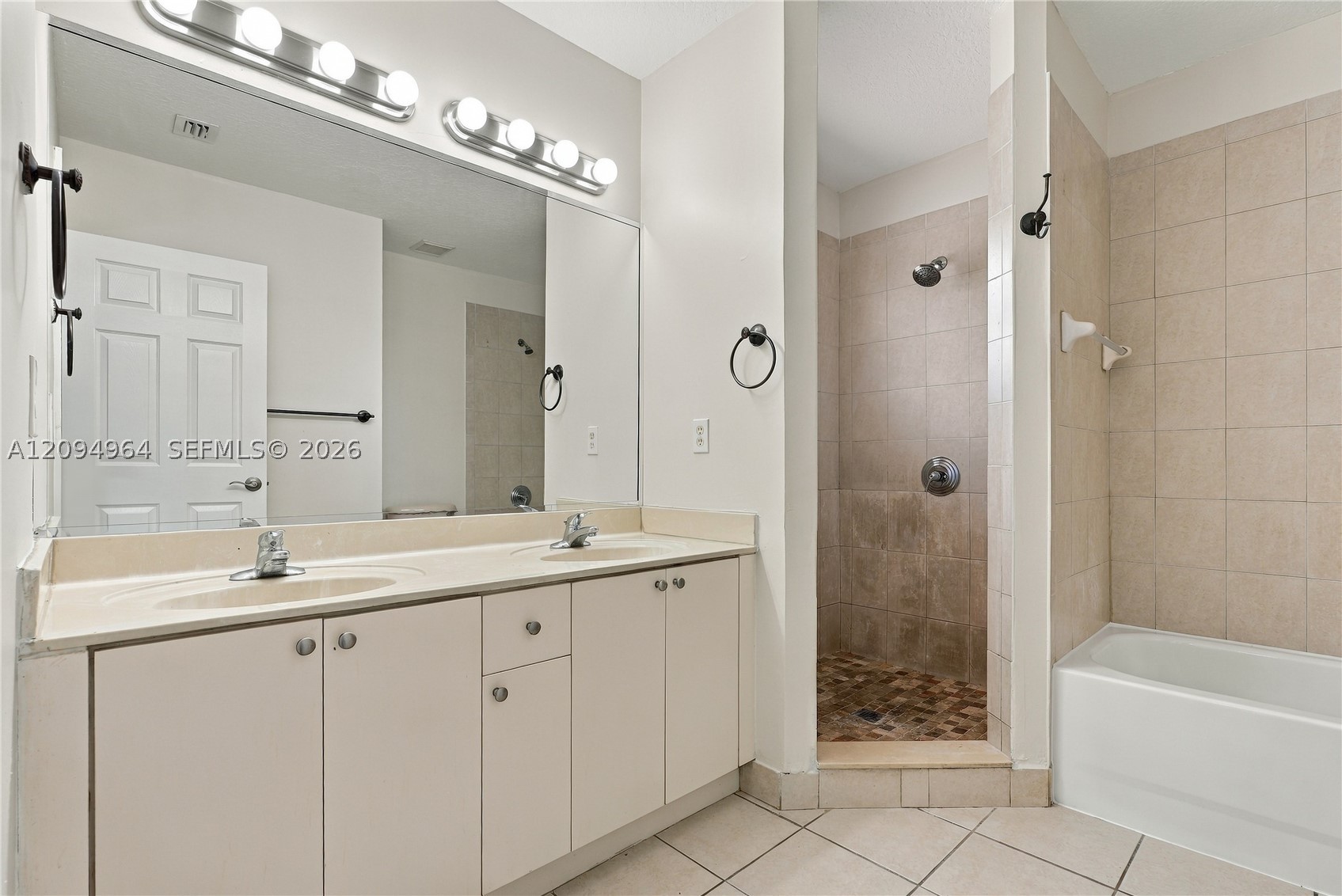 13974 Sw 260th St 101 Property Photo 26