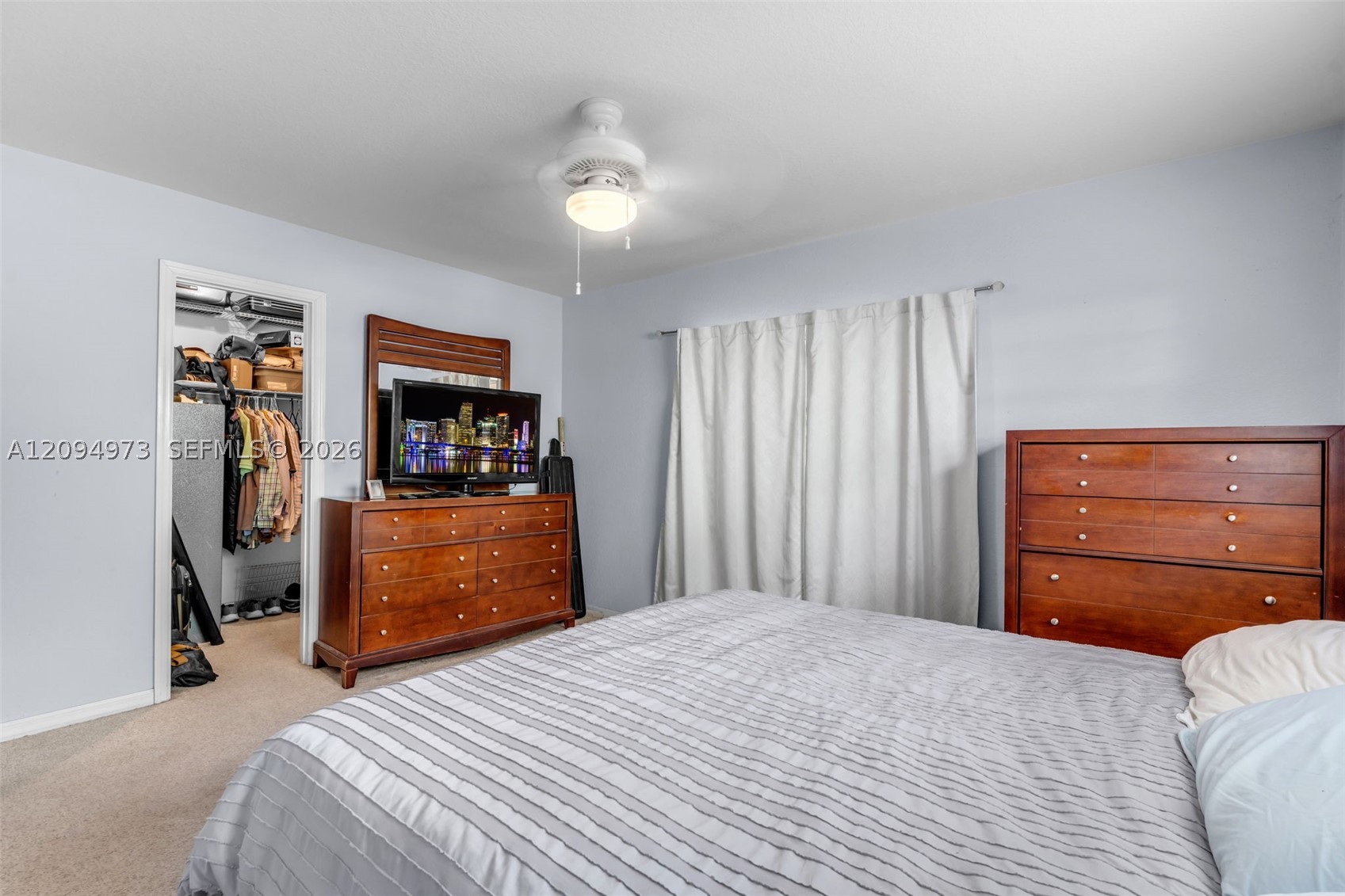 547 Plante St Property Photo 10