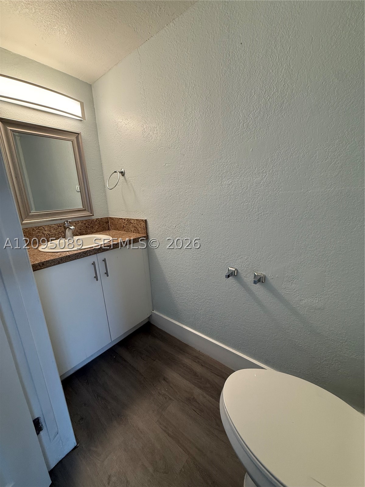 420 Ne 18th Ave 5 Property Photo 7