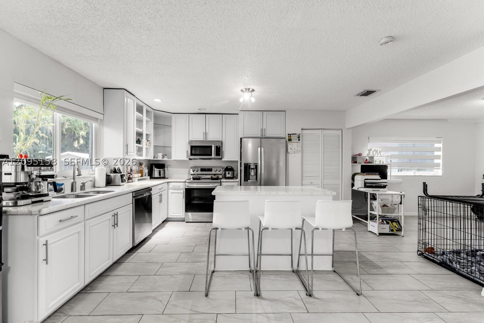 1661 N Goldeneye Ln Property Photo 8