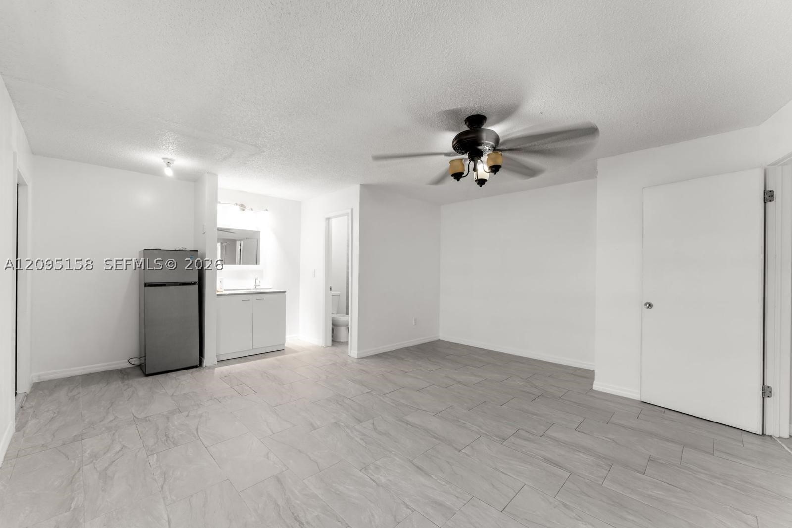 1661 N Goldeneye Ln Property Photo 17