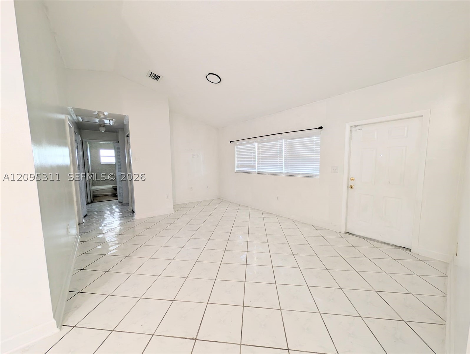 A12095311 Property Photo 3