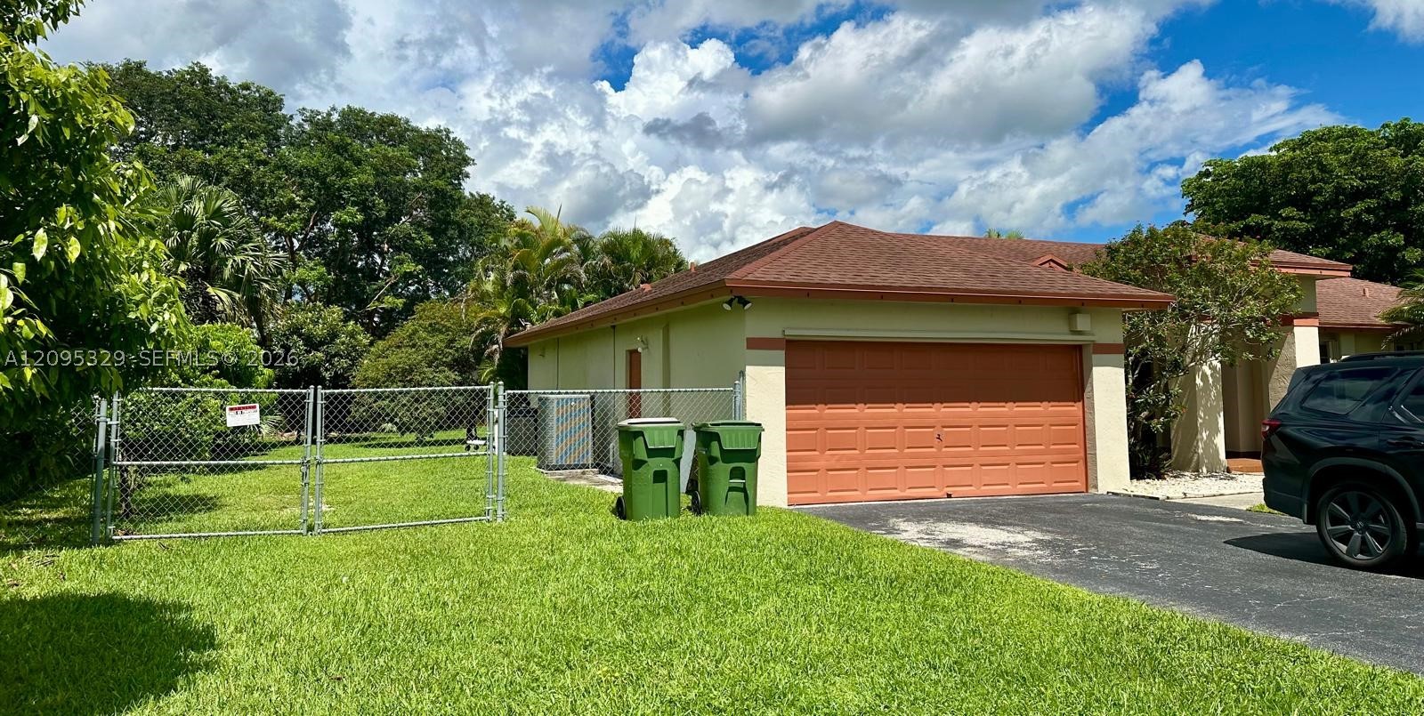 1771 Nw 17th St Property Photo 2