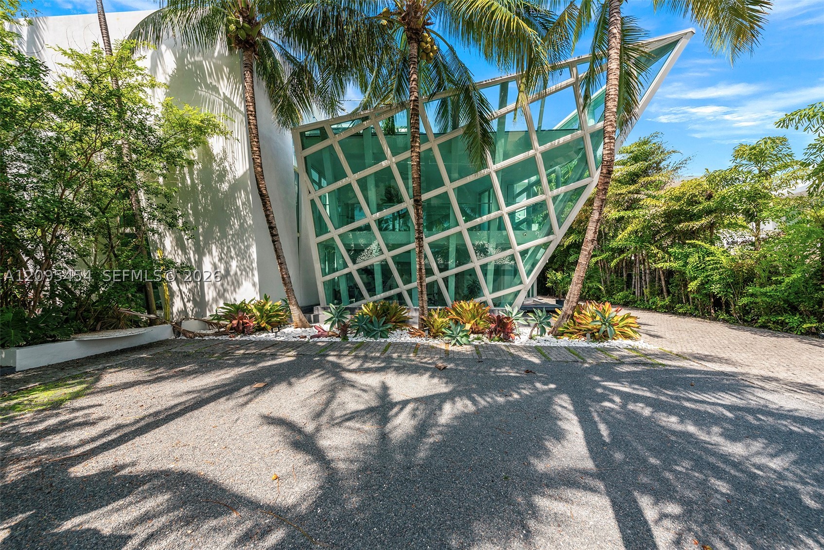 480 Ocean Blvd Property Photo 17