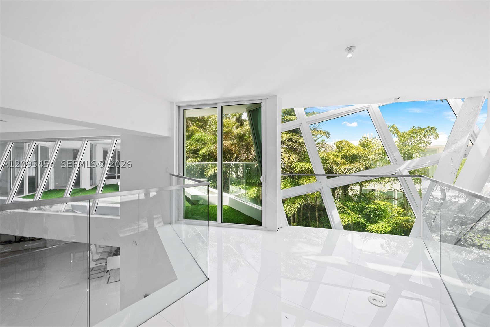 480 Ocean Blvd Property Photo 36