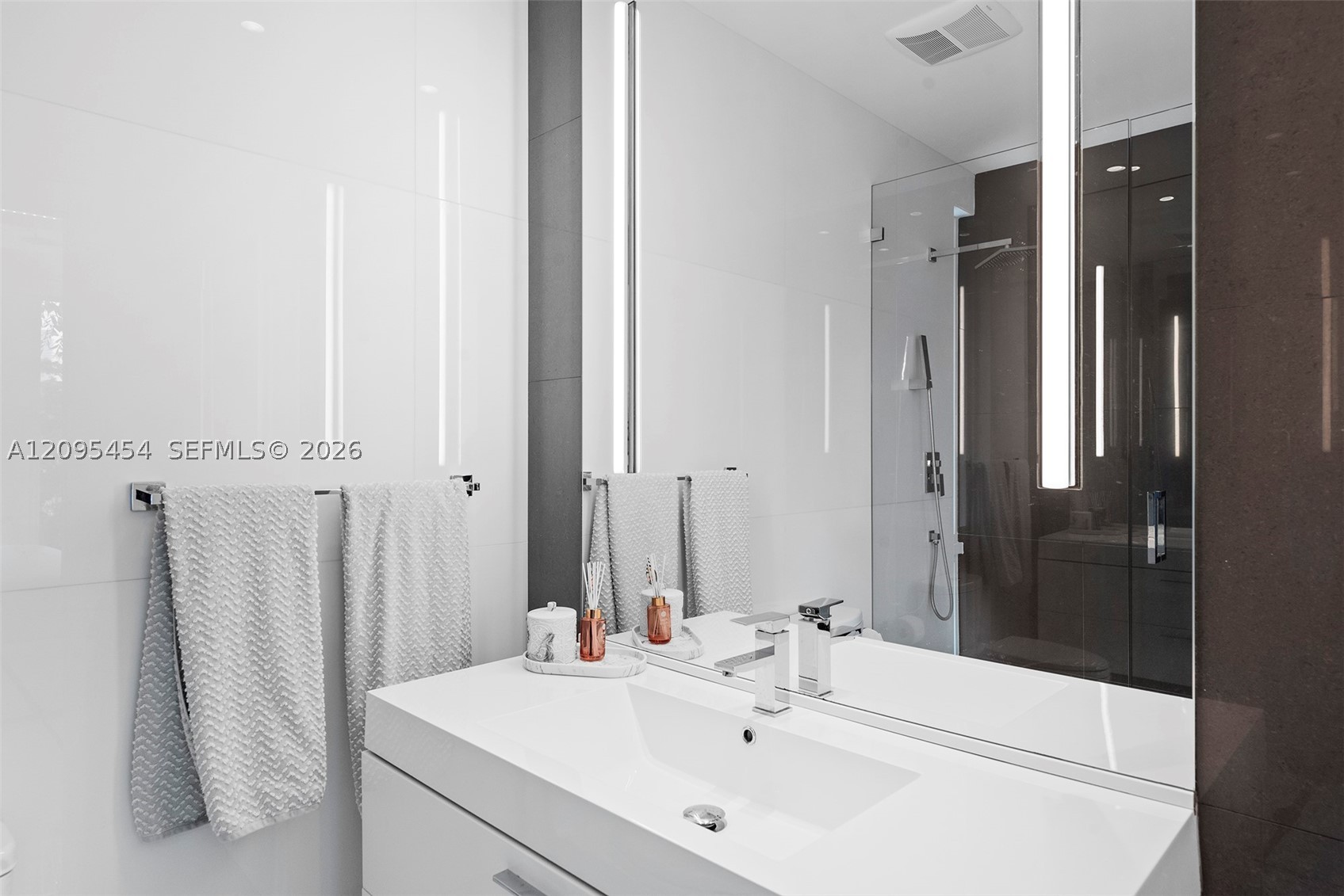 480 Ocean Blvd Property Photo 56