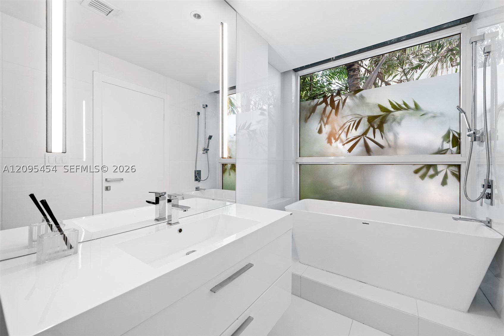 480 Ocean Blvd Property Photo 66