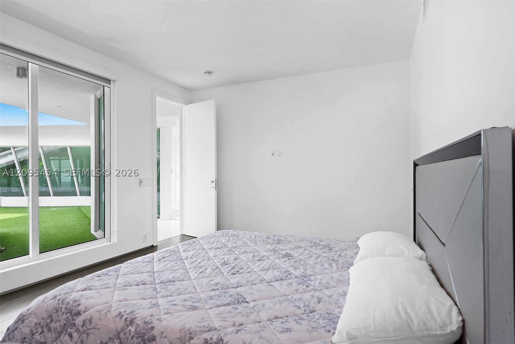 480 Ocean Blvd Property Photo 68