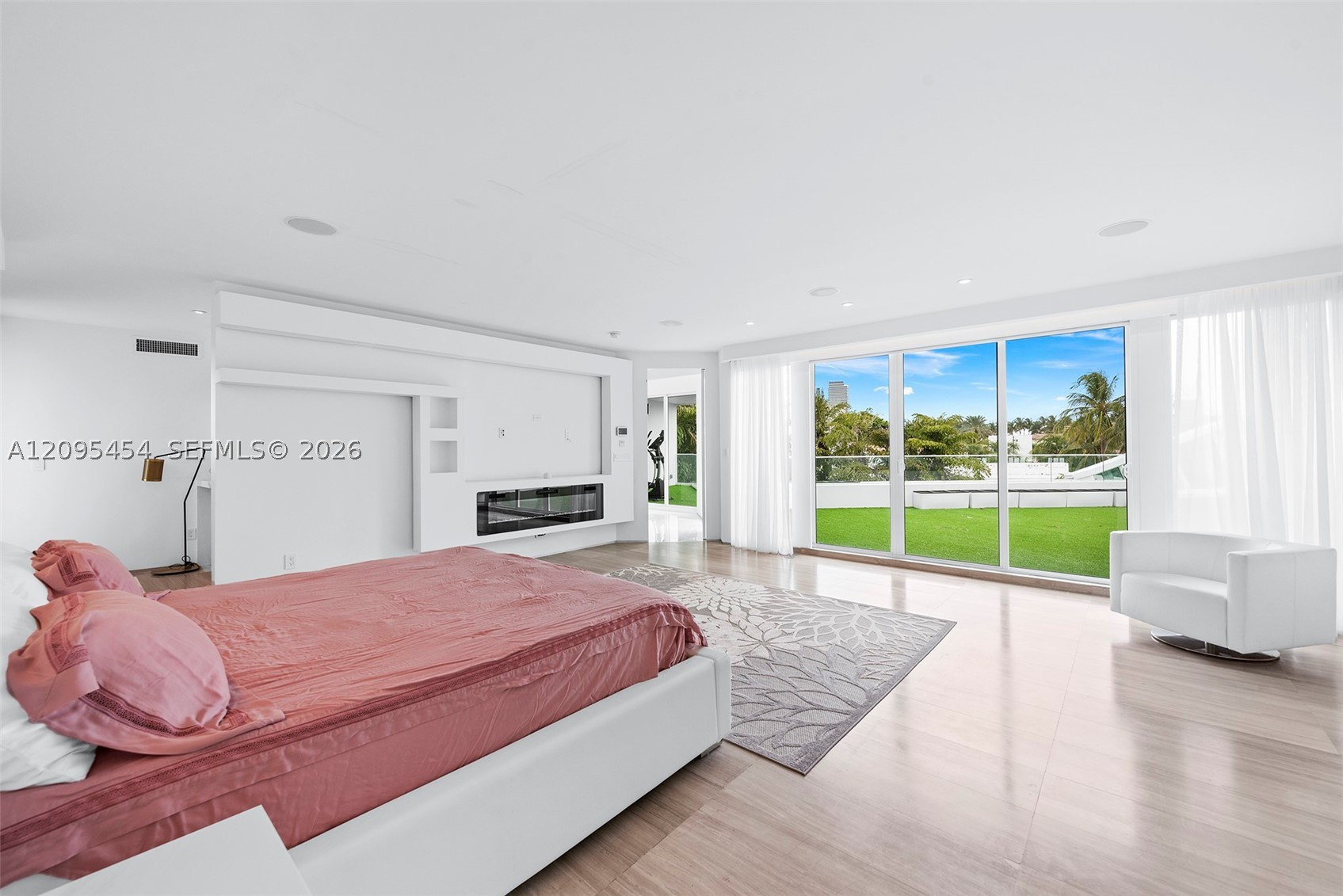 480 Ocean Blvd Property Photo 82