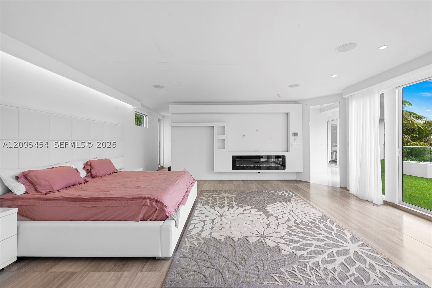 480 Ocean Blvd Property Photo 86