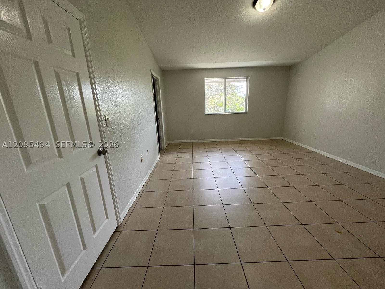 1675 Se 9th Ter Property Photo 7