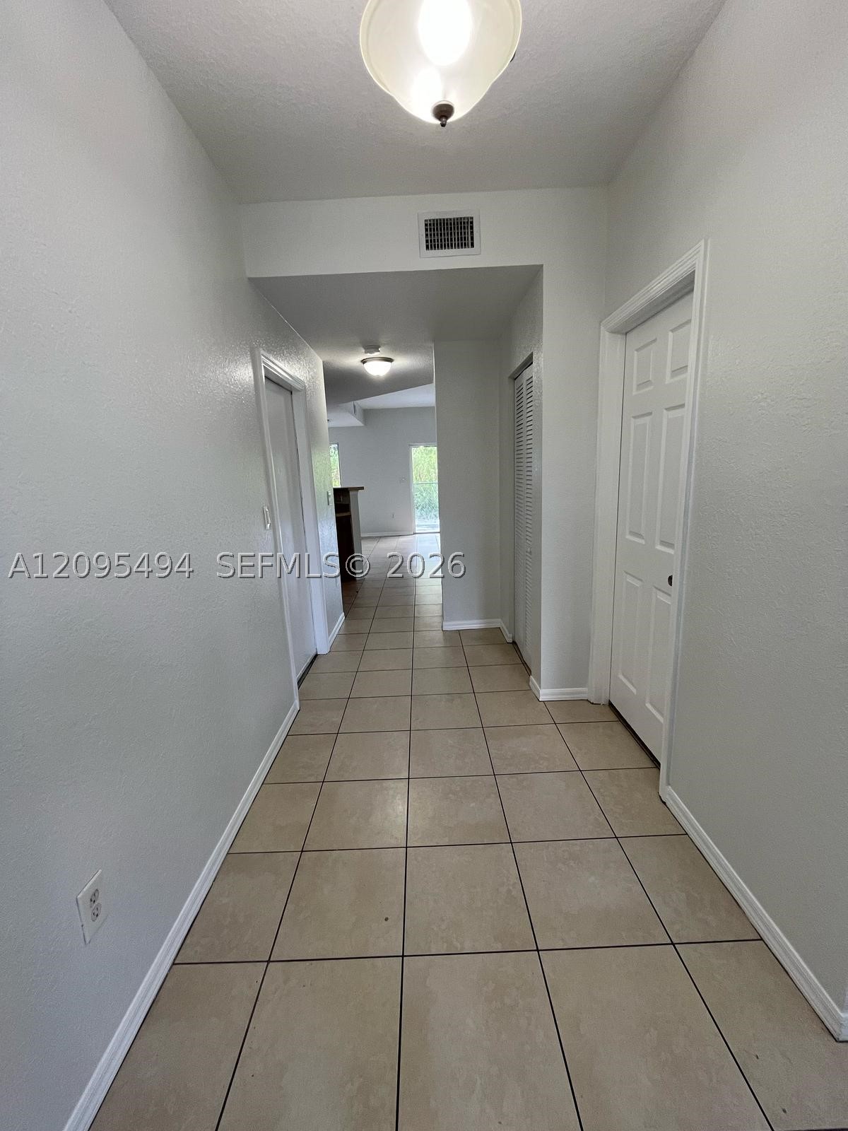 1675 Se 9th Ter Property Photo 13