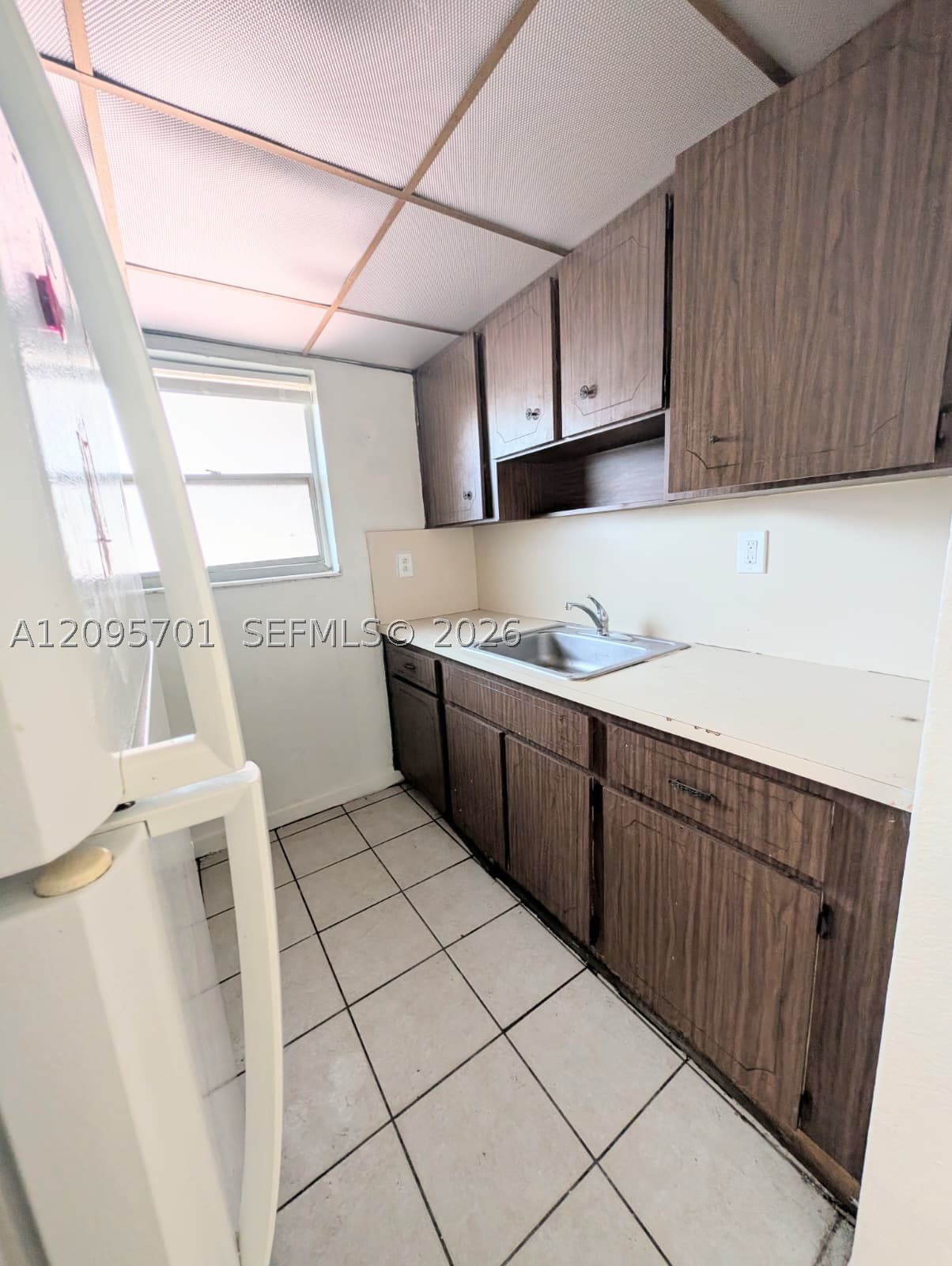 63 Ne 10th St 12 Property Photo 6