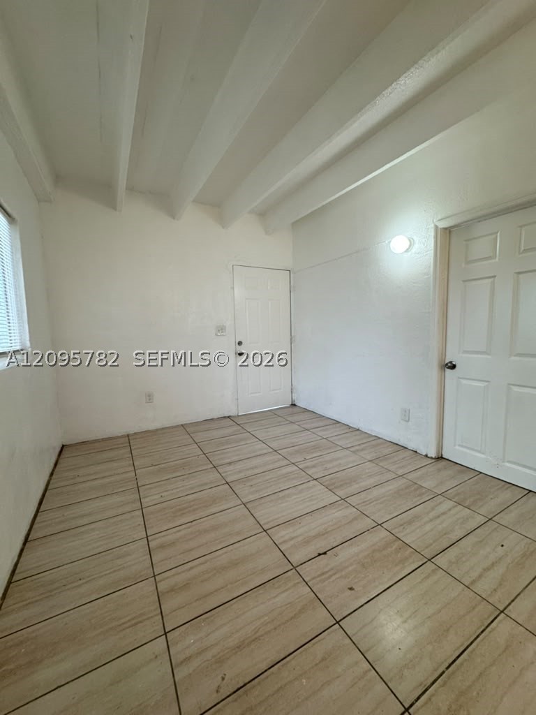 485 Sw 4th Ave 9 Property Photo 5