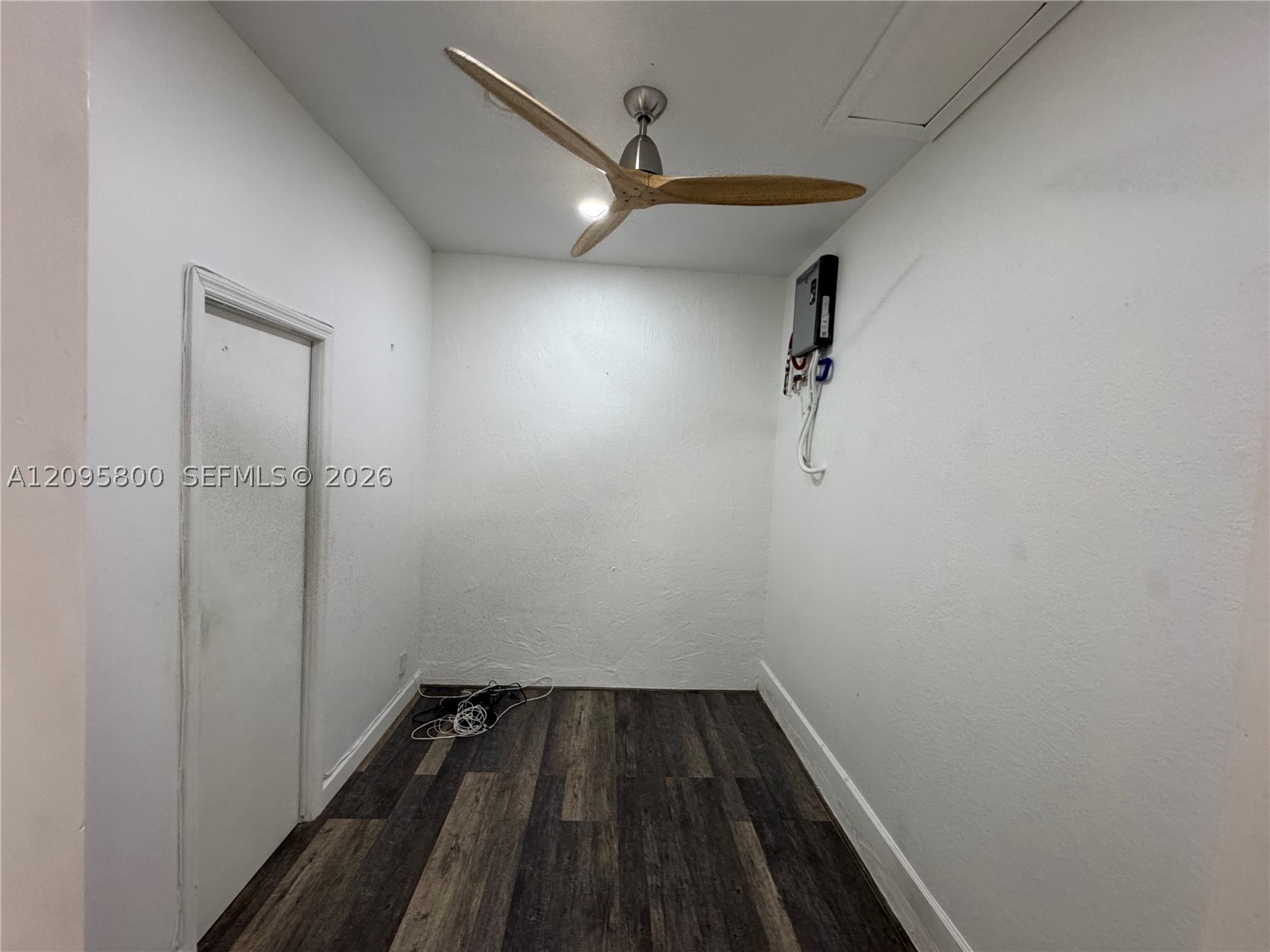 343 Ne 37th Ter Property Photo 12