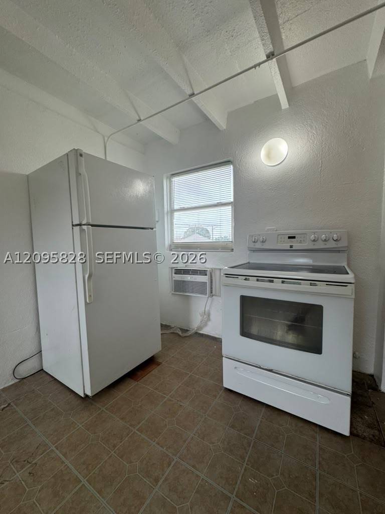 845 Sw 6th St 4 Property Photo 6