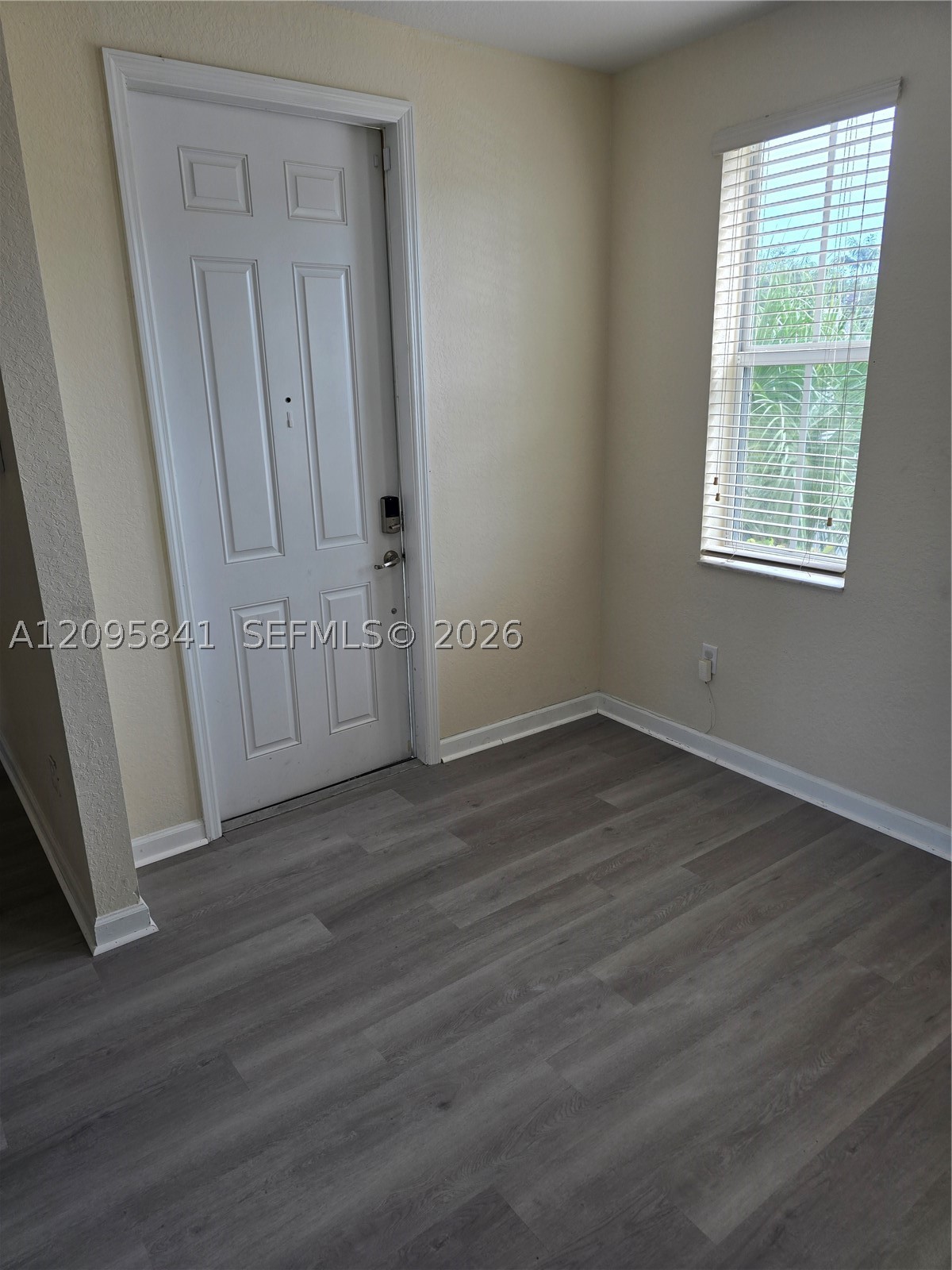 2853 Se 1st Dr 6 Property Photo 17