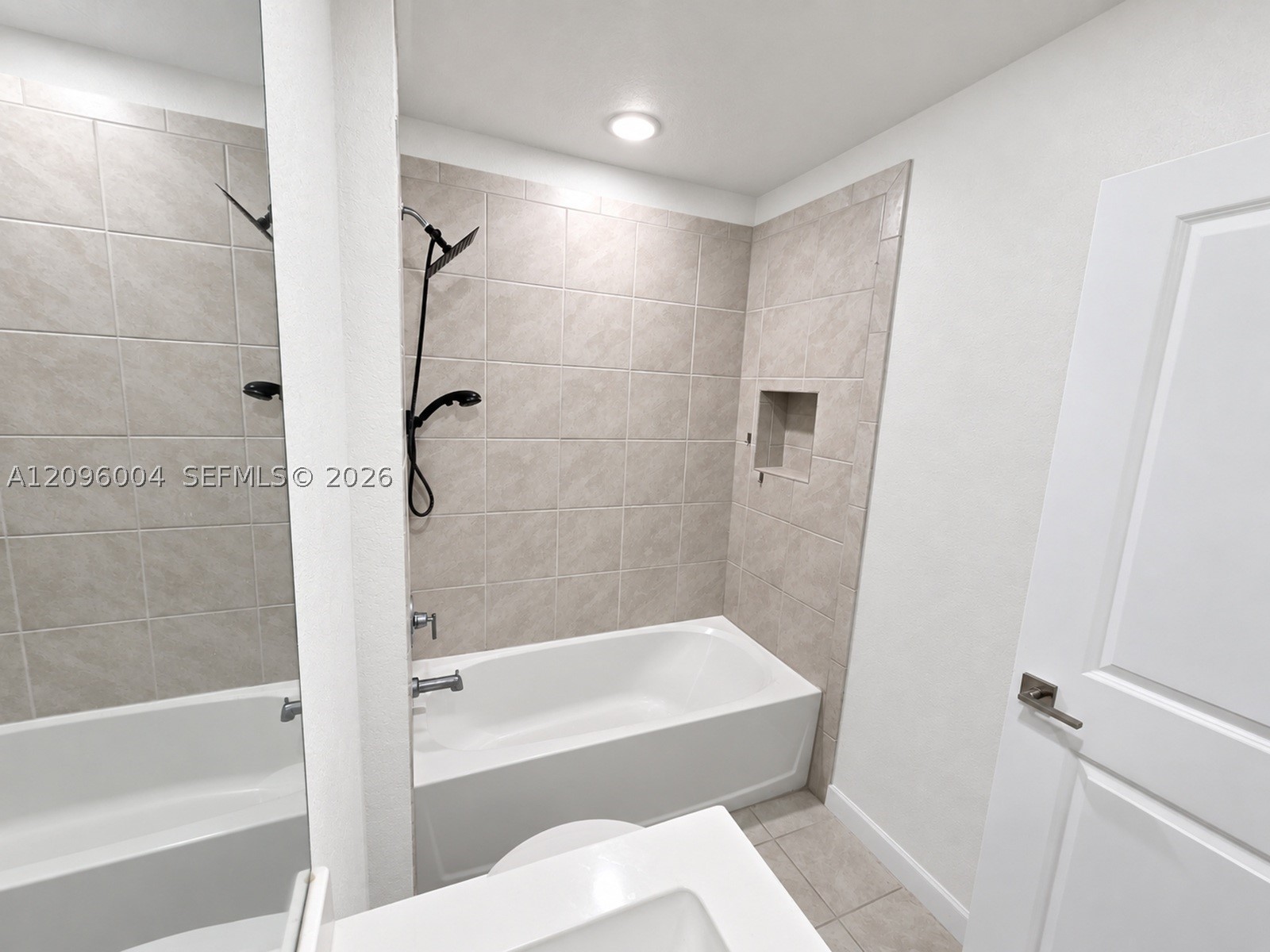 2419 Se 11th St Property Photo 24
