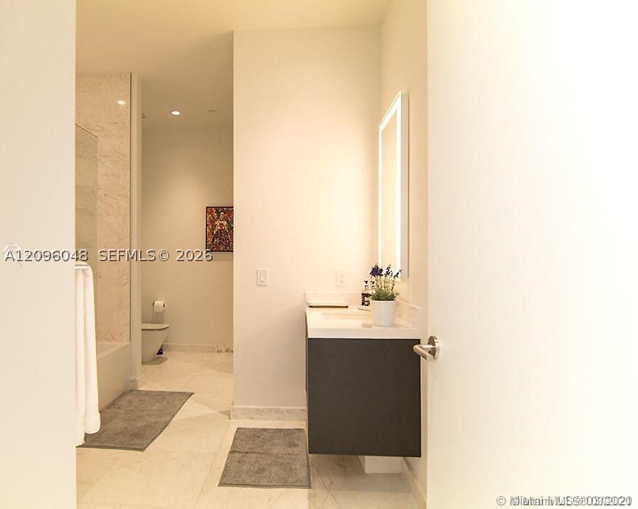 851 Ne 1st Ave 510 Property Photo 5