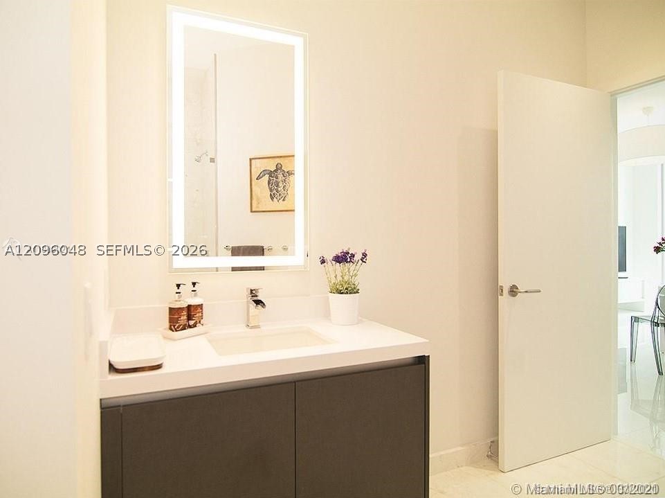 851 Ne 1st Ave 510 Property Photo 6
