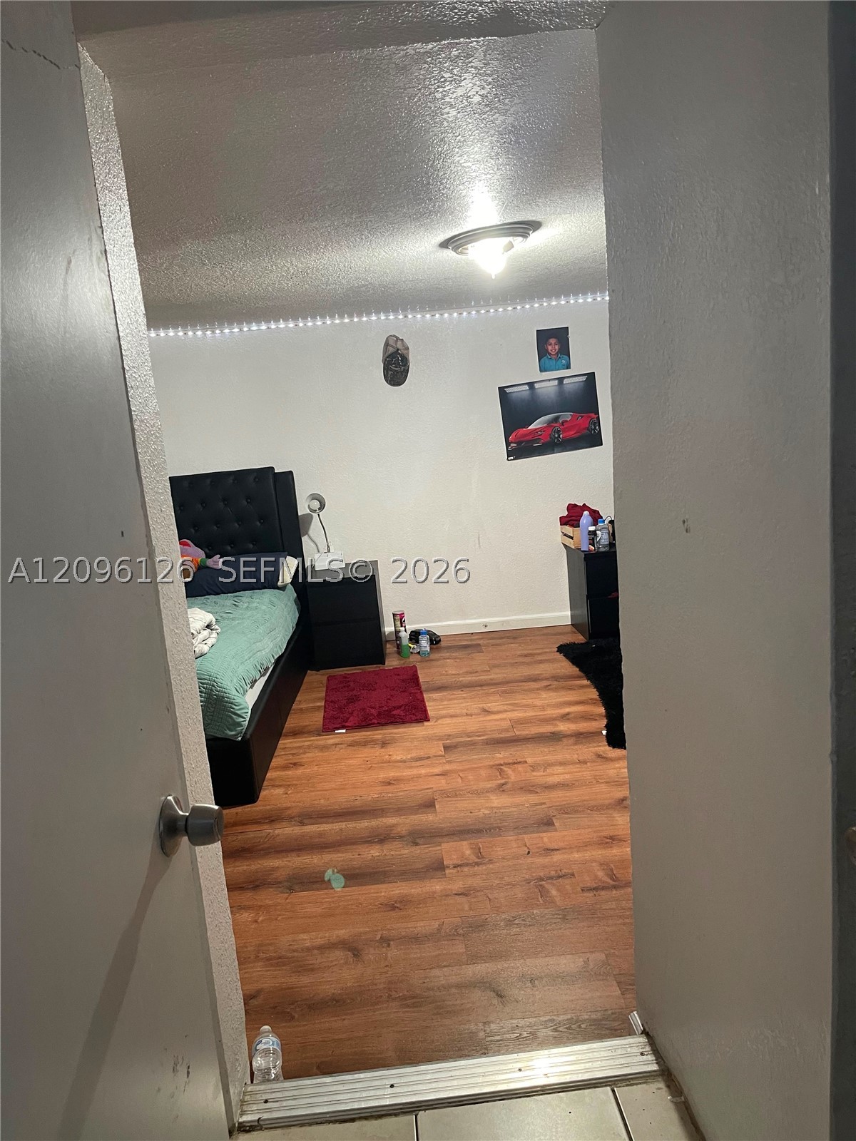 A12096126 Property Photo 4