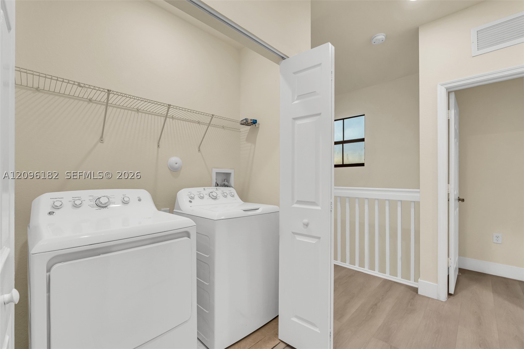 241 Se 35th Ave Property Photo 24