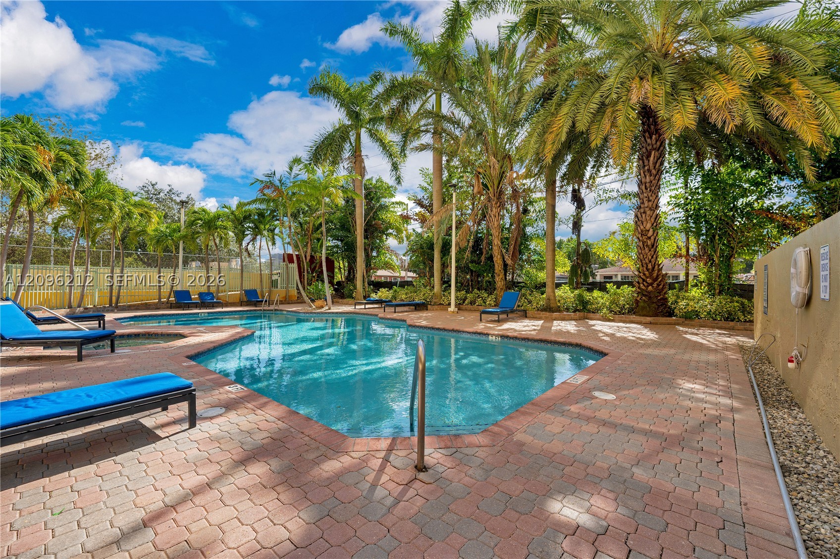 3500 Coral Way Ph-10 Property Photo 32