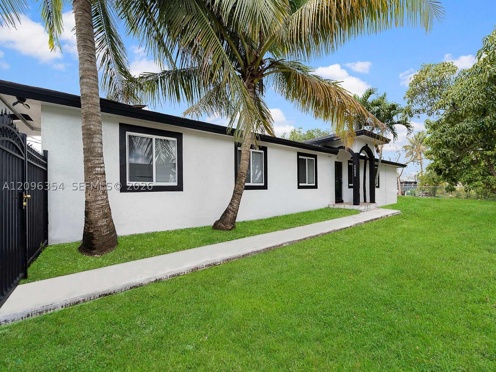 26650 Sw 138th Ct Property Photo 7