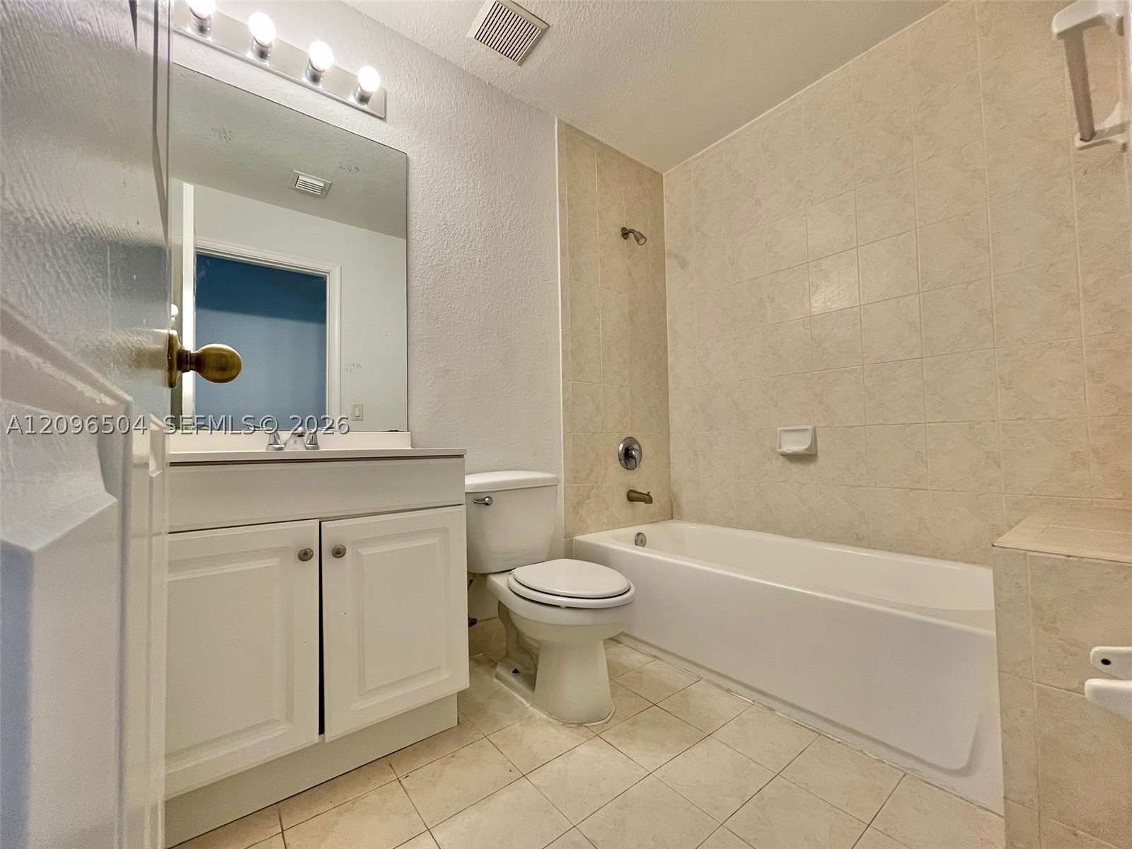 2744 Se 15th Pl 136 Property Photo 10