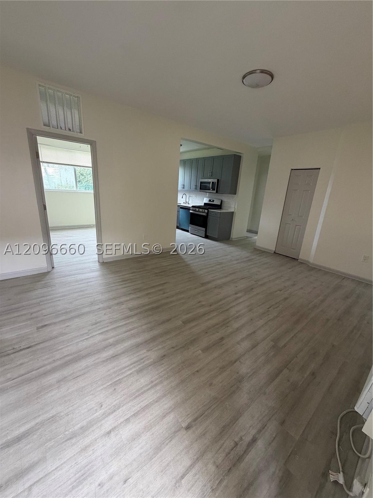 1120 Marseille Dr 2 Property Photo 2