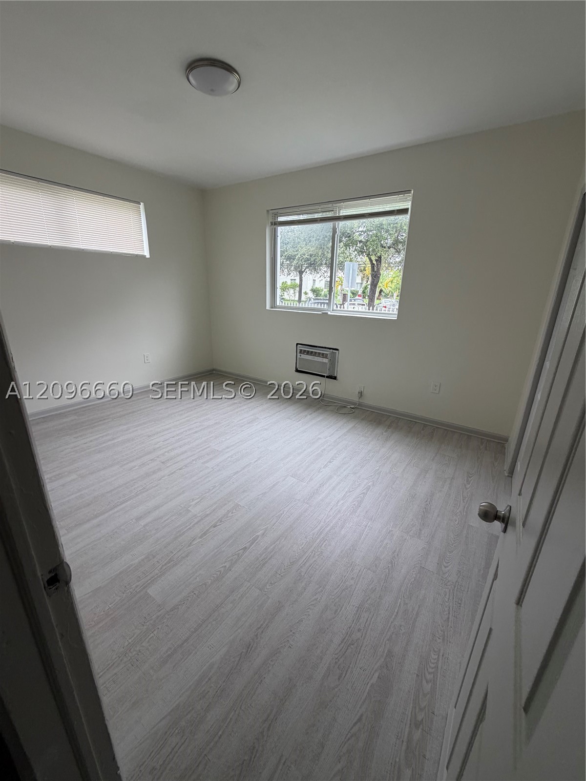 1120 Marseille Dr 2 Property Photo 3