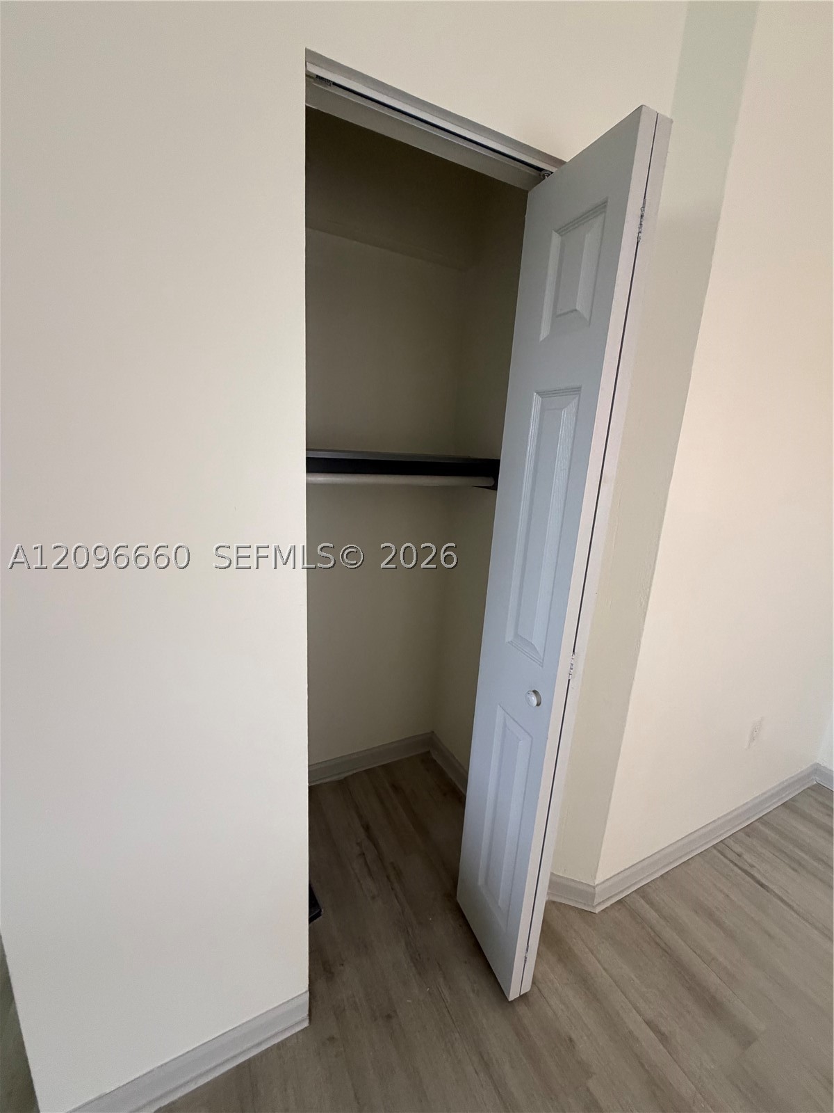 1120 Marseille Dr 2 Property Photo 8