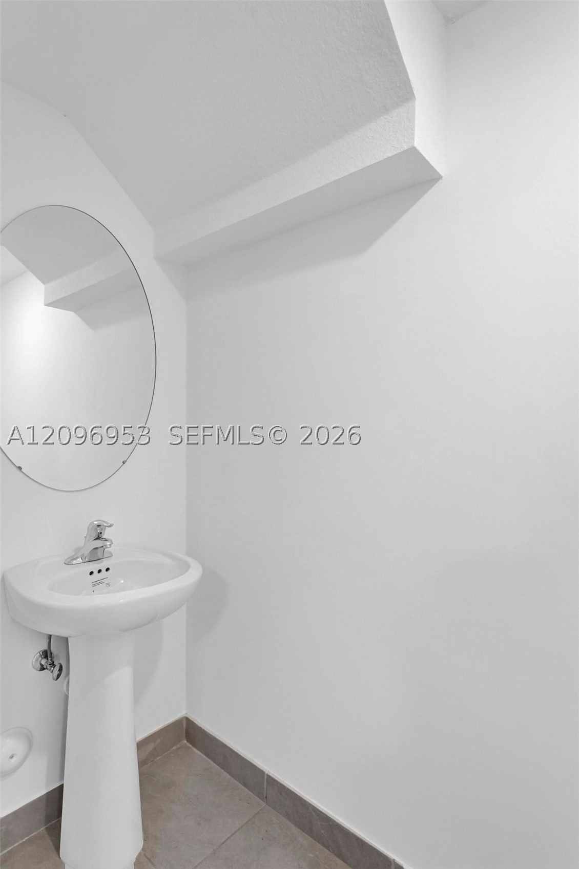 11924 Sw 247th Ter . Property Photo 9