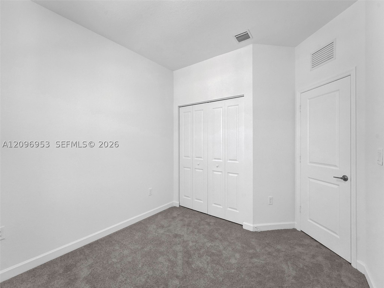 11924 Sw 247th Ter . Property Photo 32