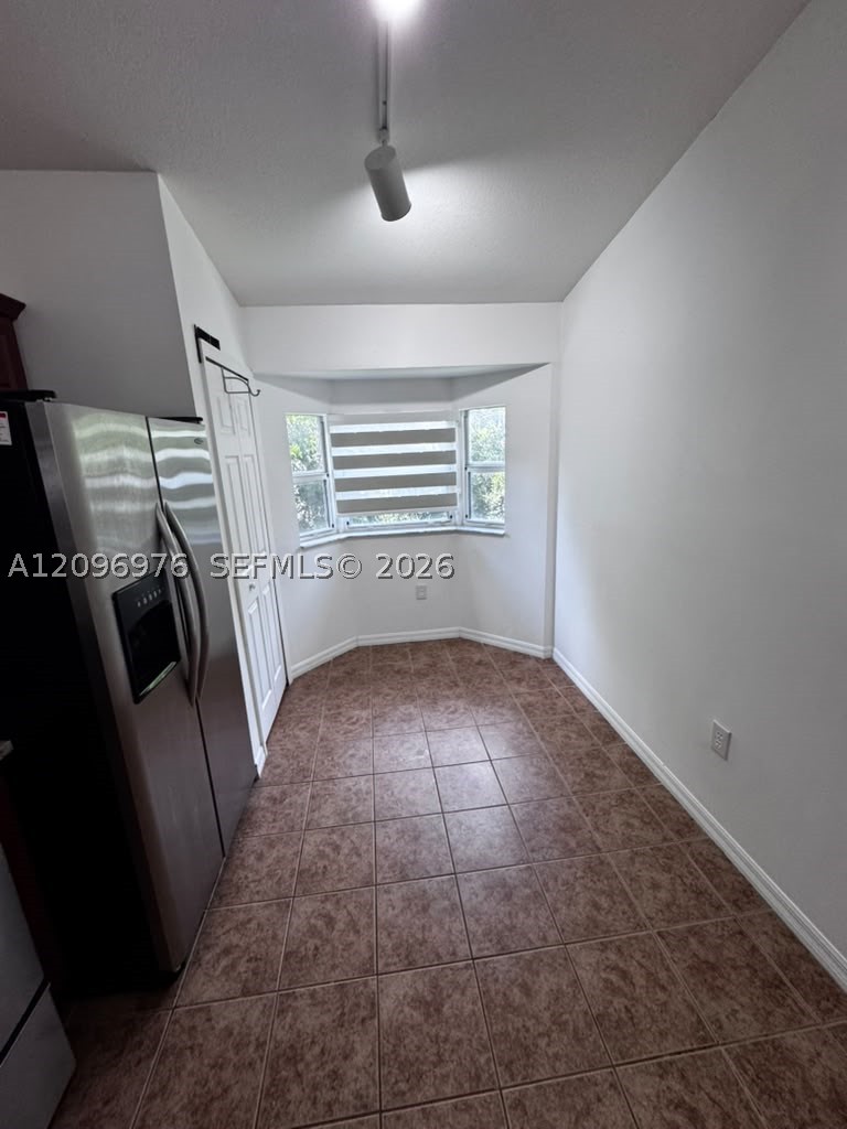A12096976 Property Photo 7