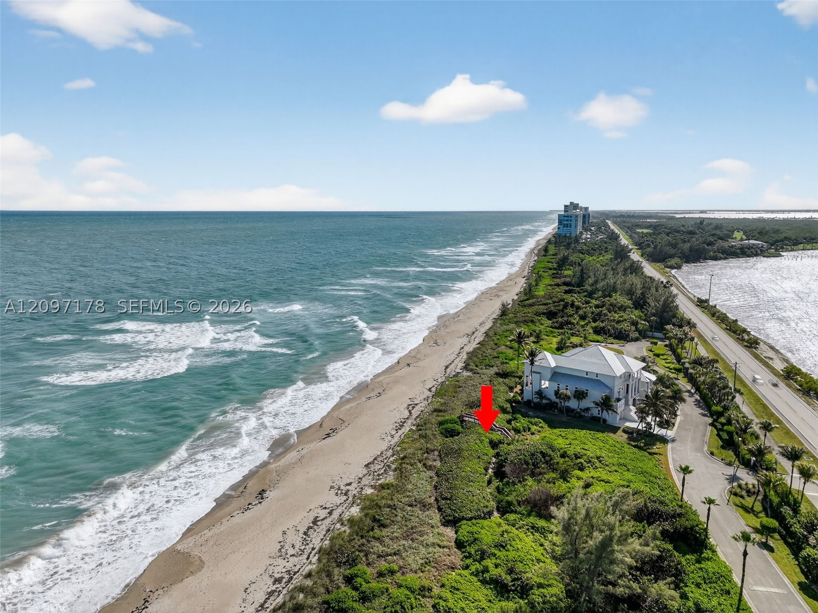 8308 S Ocean Dr Property Photo 1