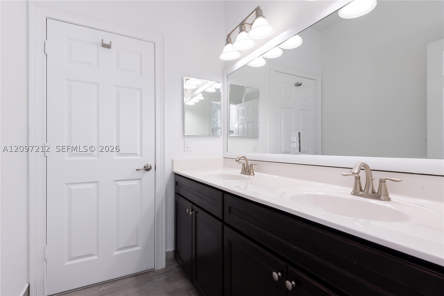 10235 Nw 87th Ter Property Photo 49