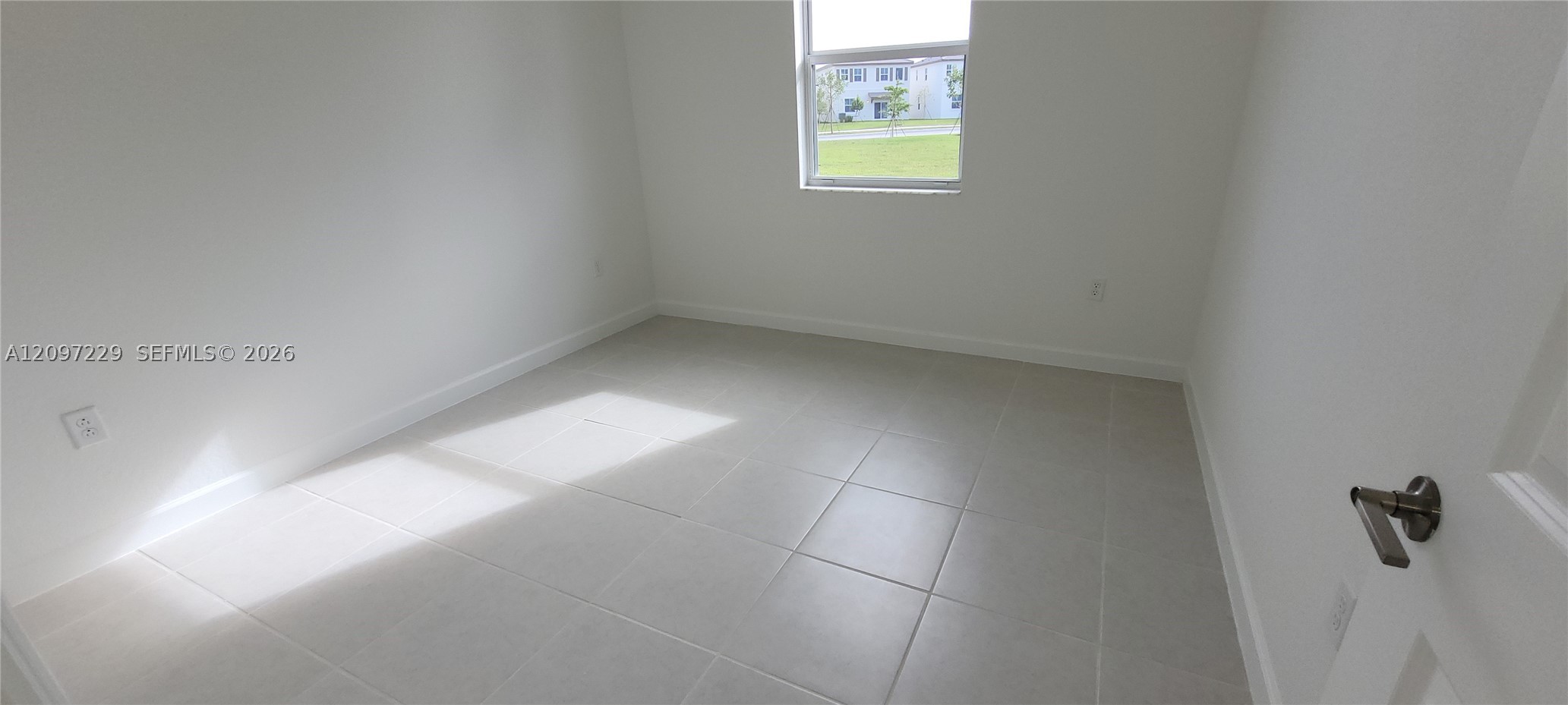 2355 Se 24th Ct B Property Photo 12