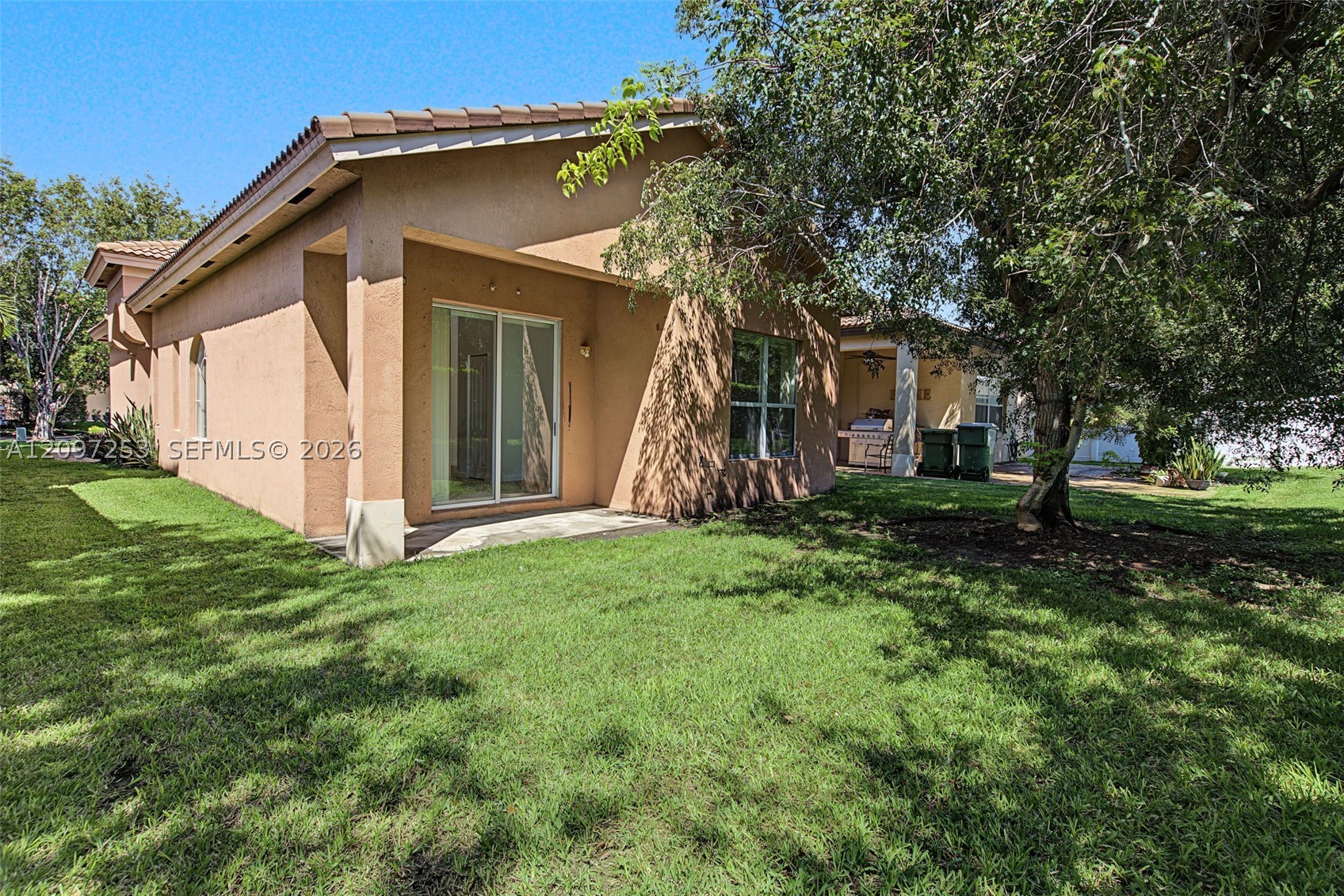 983 Ne 37th Pl 983 Property Photo 31