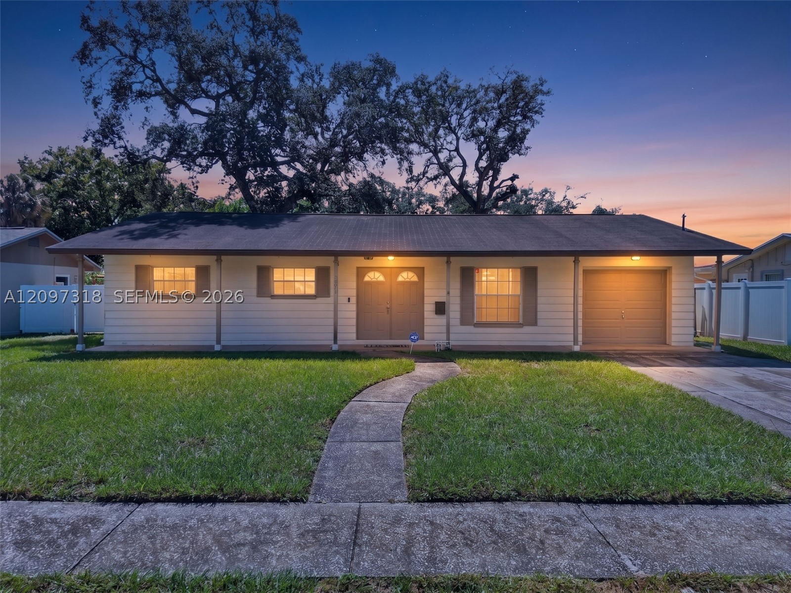 3312 W Burke St Property Photo 1