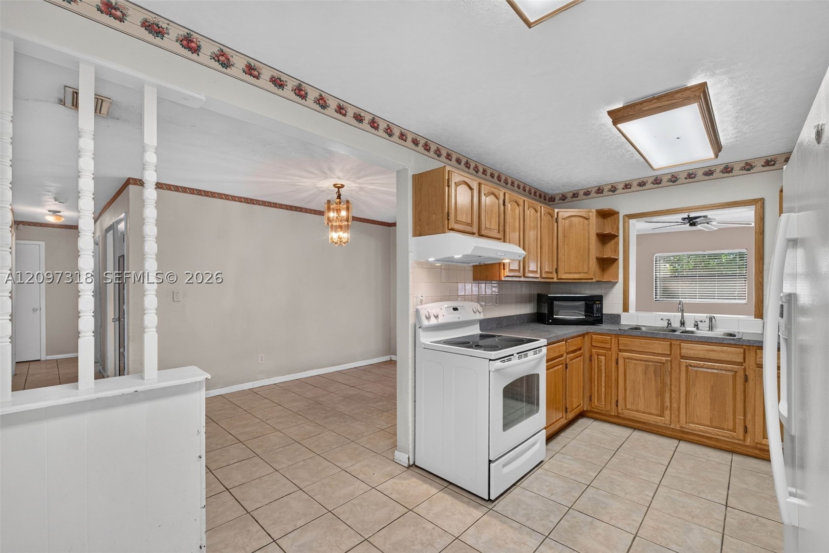 3312 W Burke St Property Photo 25