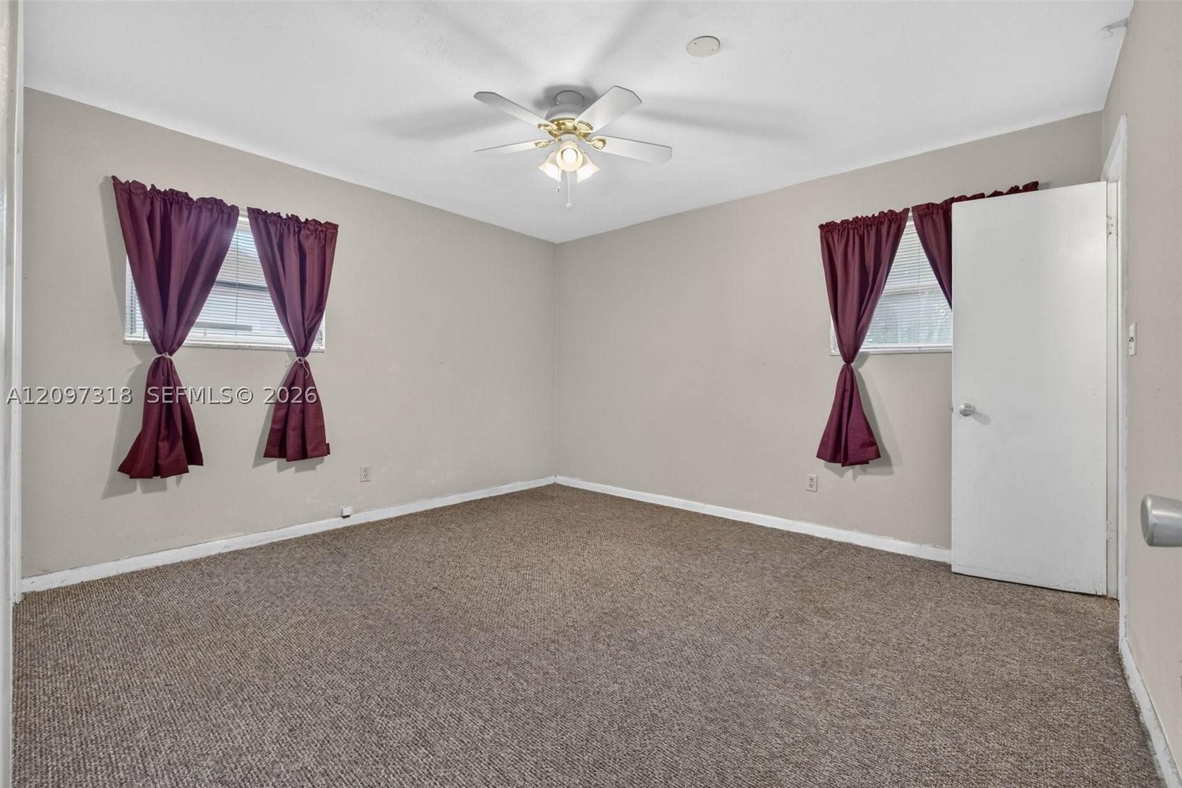3312 W Burke St Property Photo 46