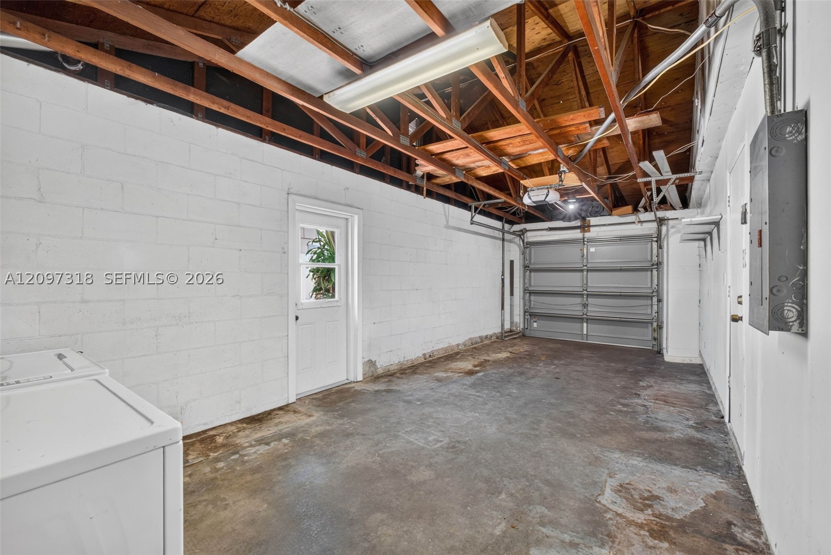 3312 W Burke St Property Photo 52