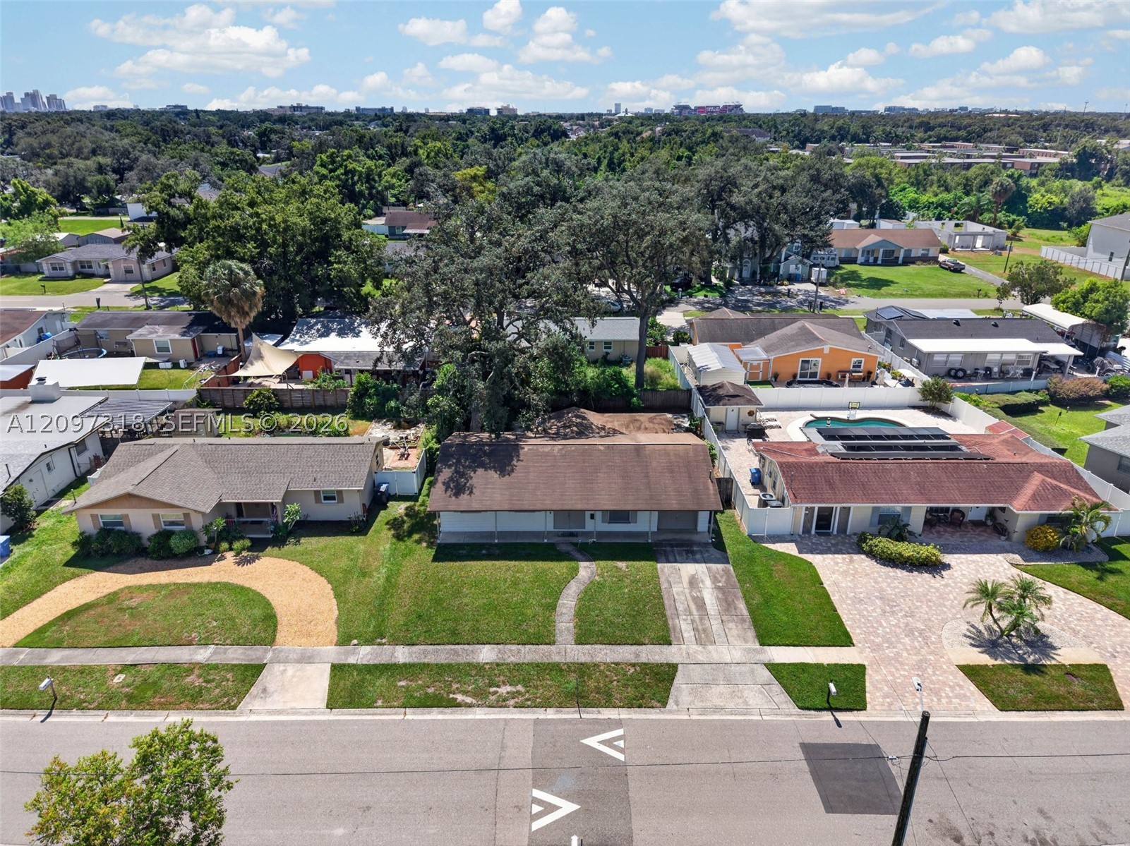 3312 W Burke St Property Photo 61